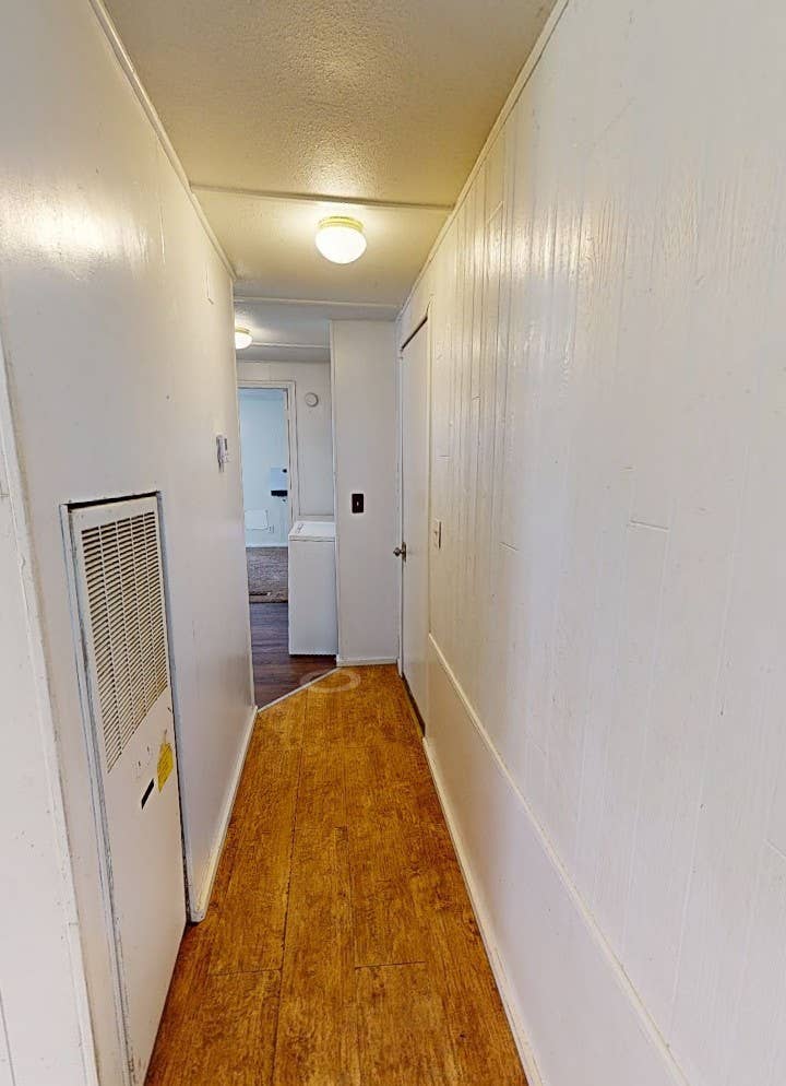 2nd bdr. avail, w/ private bathroom
