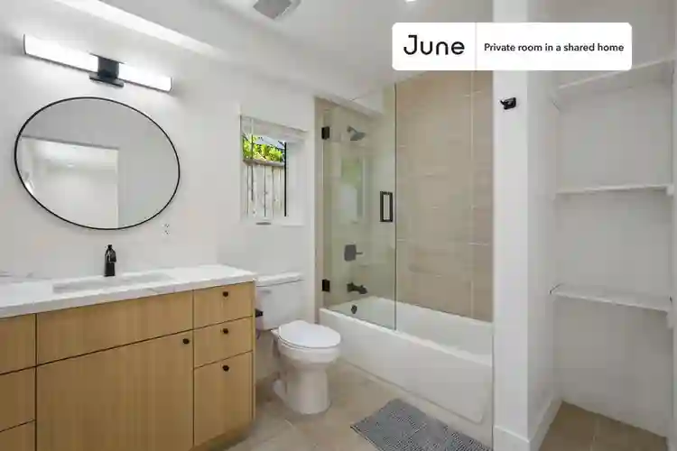 3 BR in Los Angeles