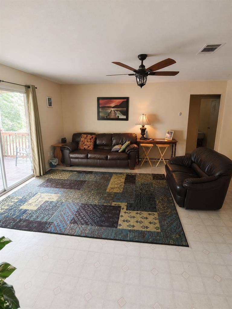 South Austin room