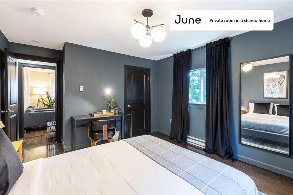 6 BR in Boston