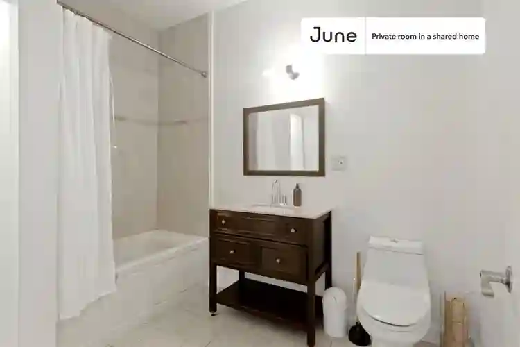 4 BR in Boston