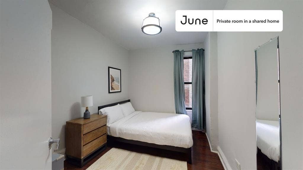 3 BR in New York City
