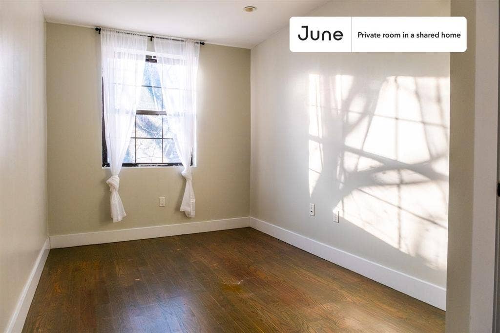 3 BR in New York City