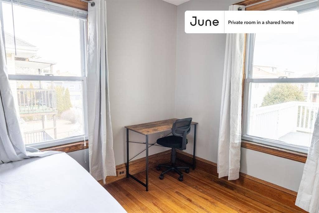 5 BR in Boston