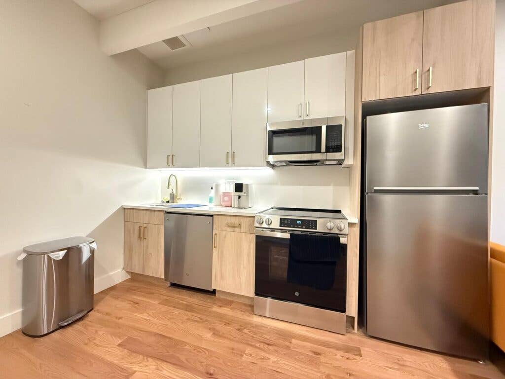 Room for Student or Professional