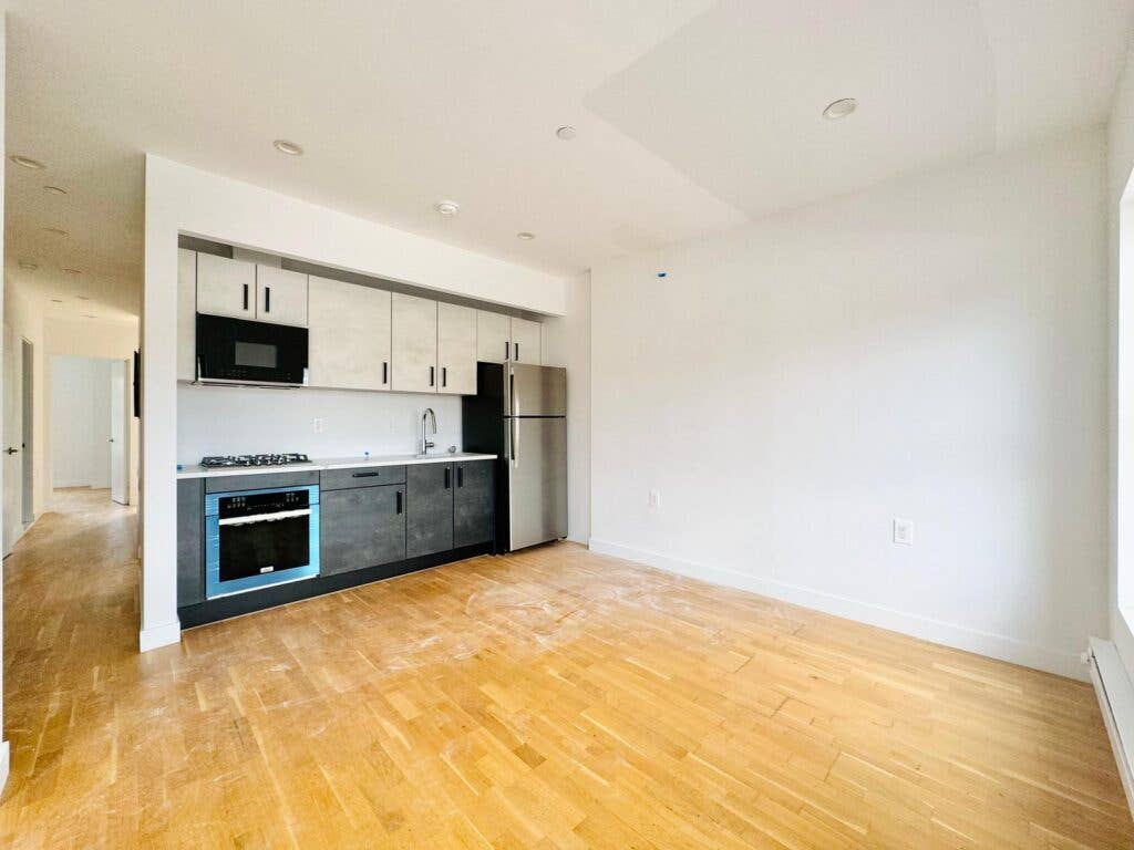 Furnished Room I Fort Greene #685
