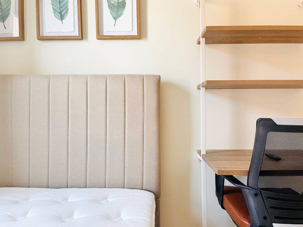 Furnished Room I min to Manhattan