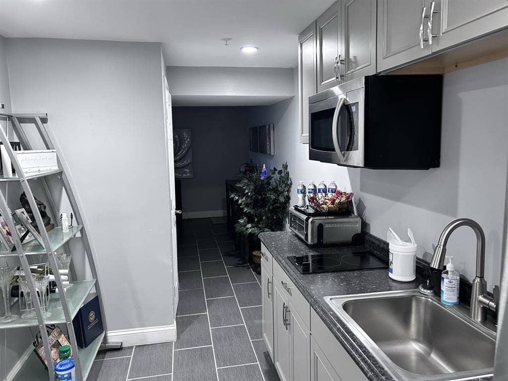 BOWIE SUBURB 1BR-ALL INCLUSIVE!