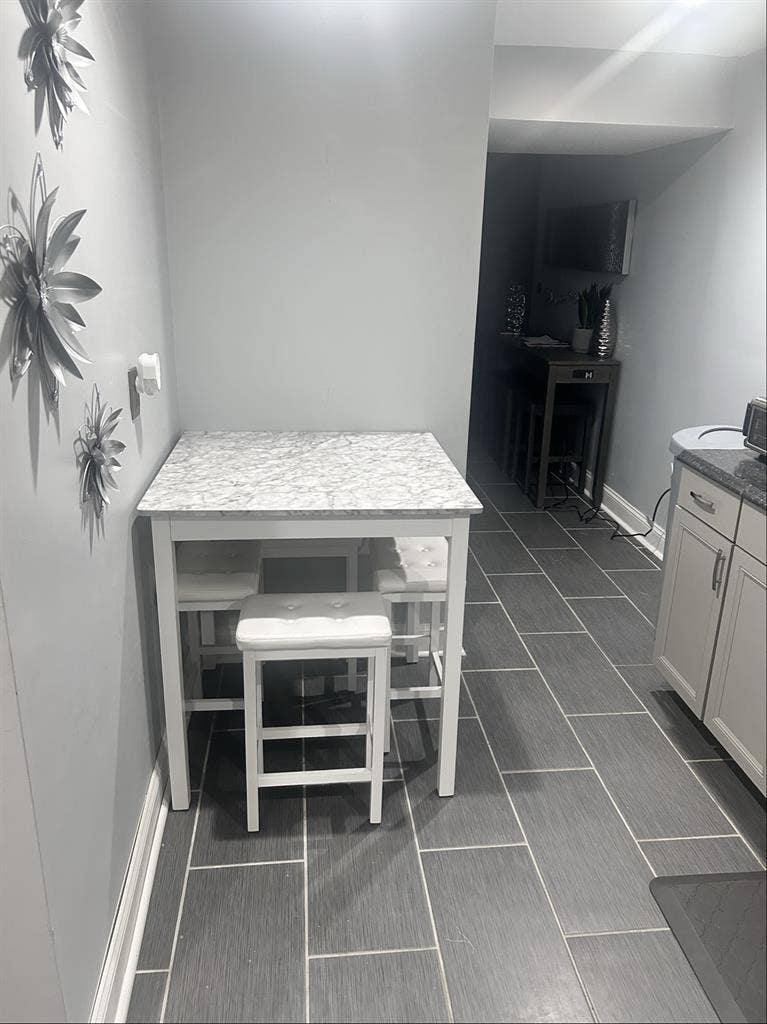 BOWIE SUBURB 1BR-ALL INCLUSIVE!
