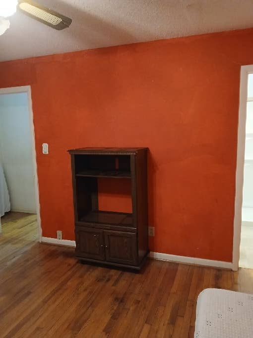 Master bedroom for rent