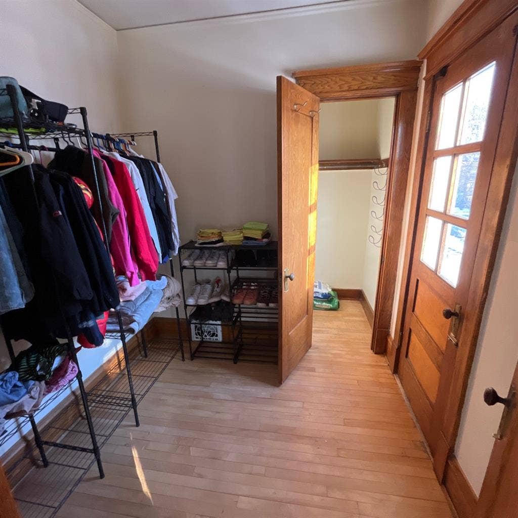 Clean Quiet Room • Pay Rent On Time