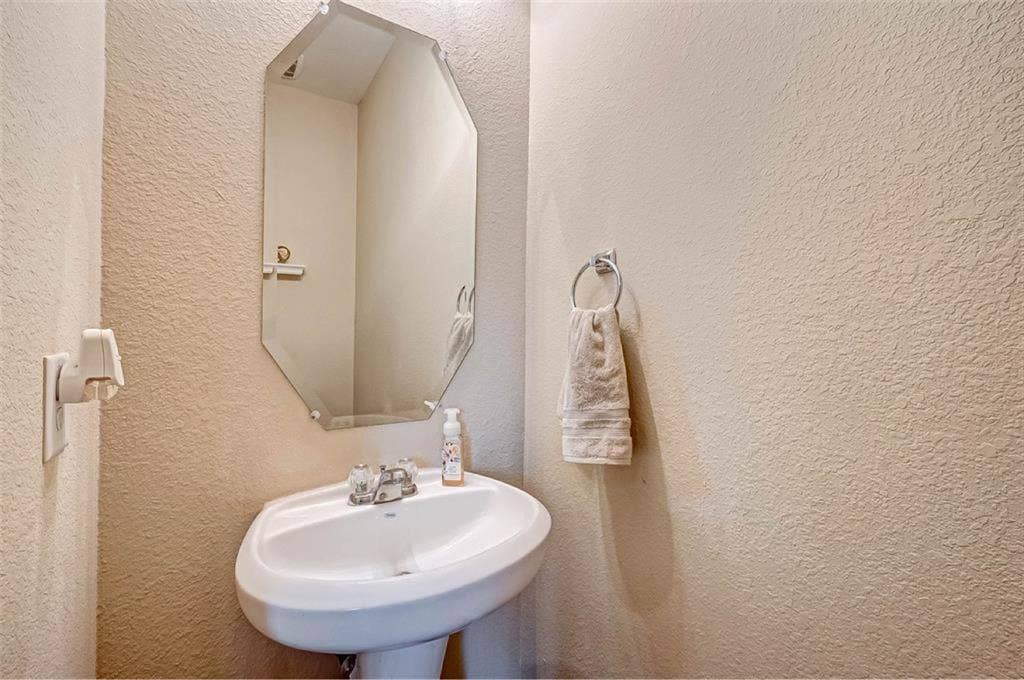 Rooms for rent in Cypress & Katy