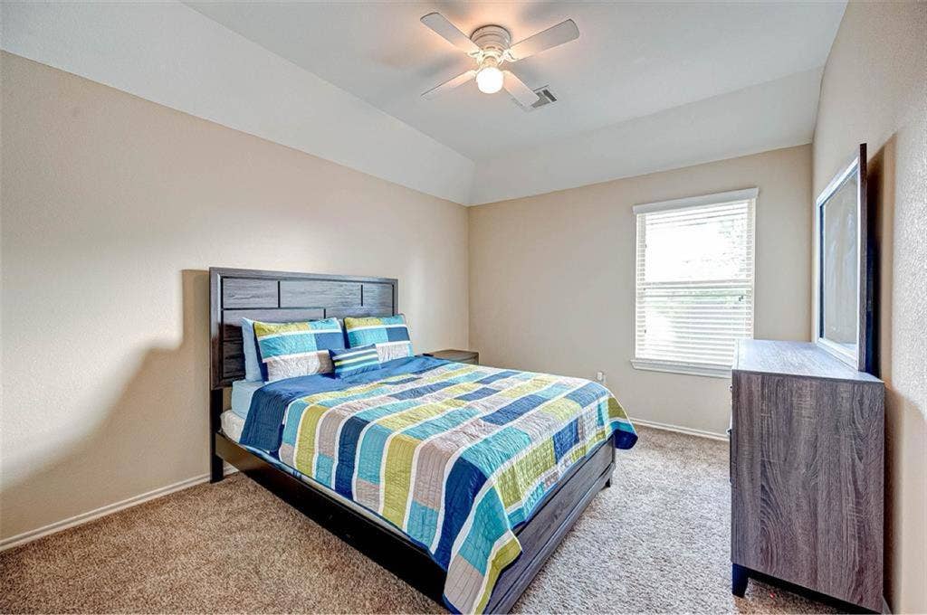Rooms for rent in Cypress & Katy