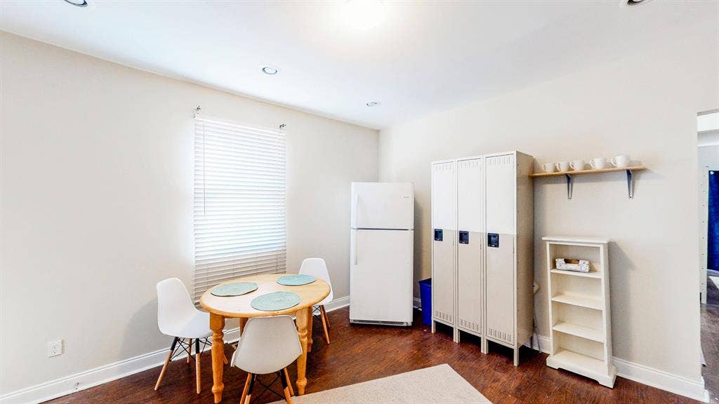 6 BR in Atlanta