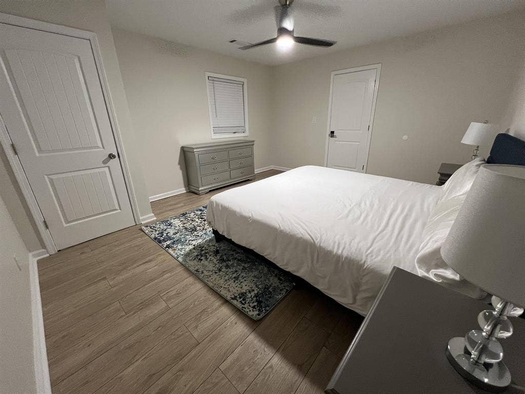6 BR in Atlanta