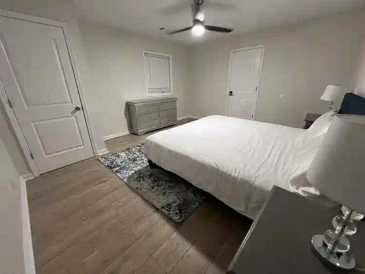 6 BR in Atlanta