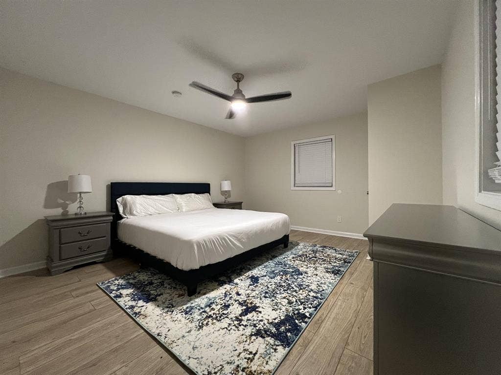 6 BR in Atlanta