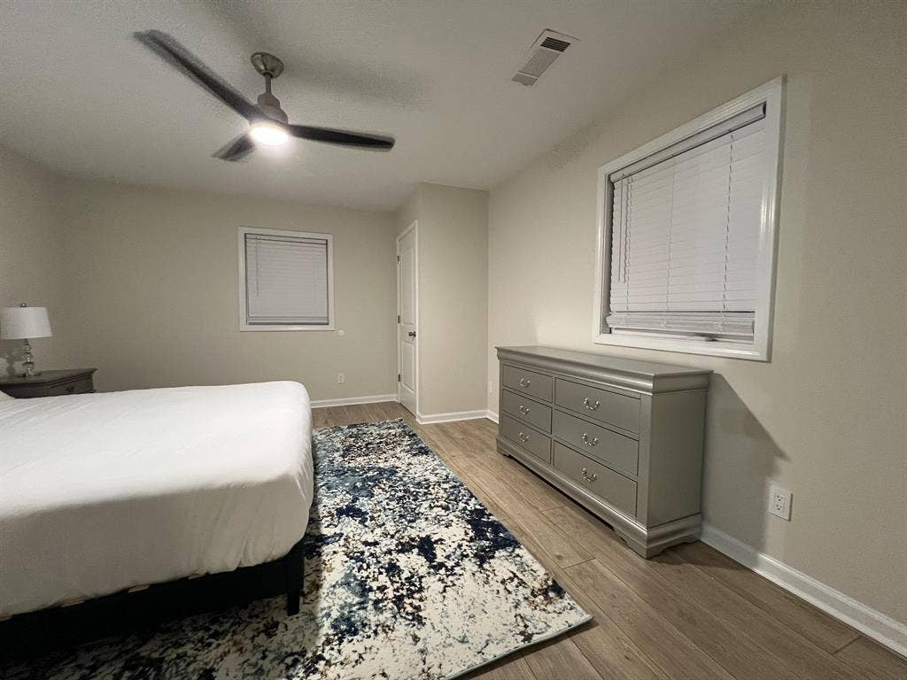 6 BR in Atlanta