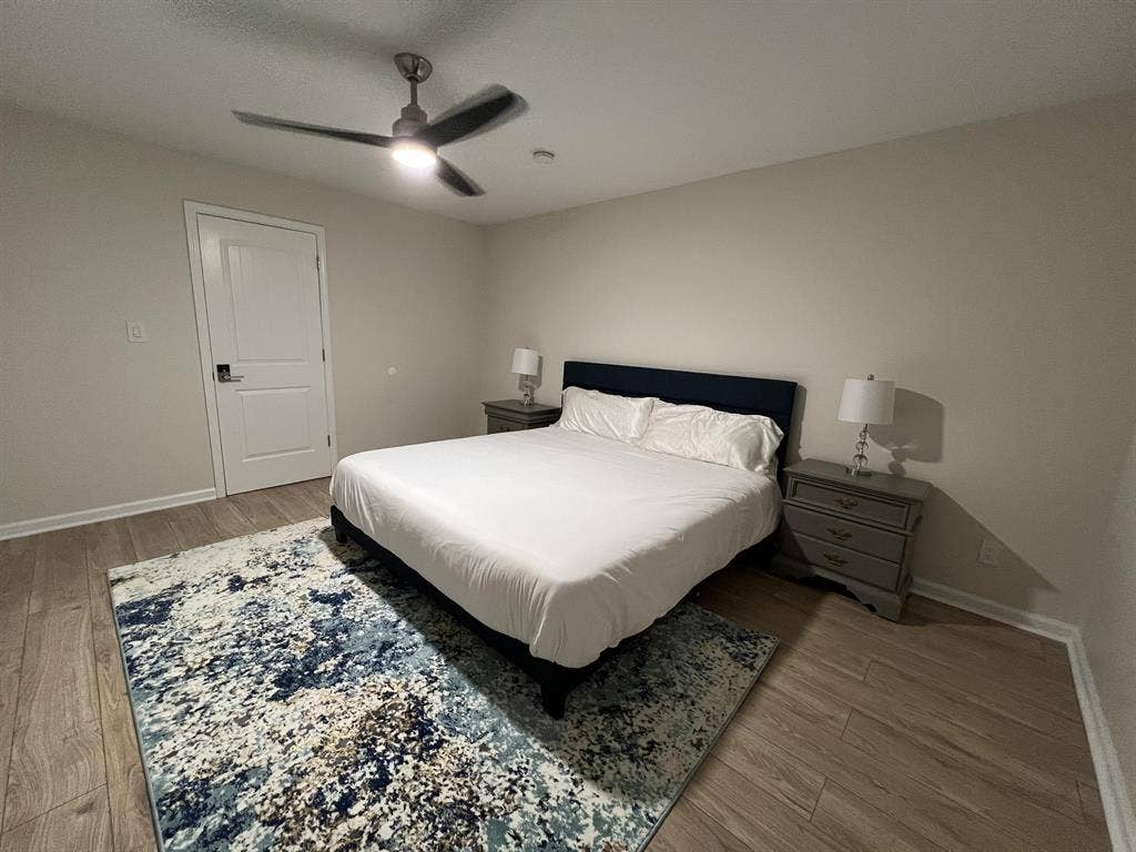6 BR in Atlanta