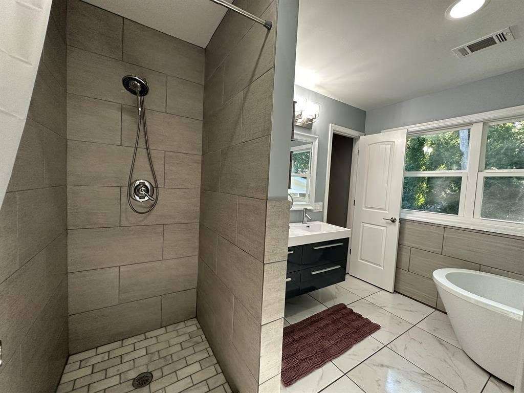 6 BR in Atlanta