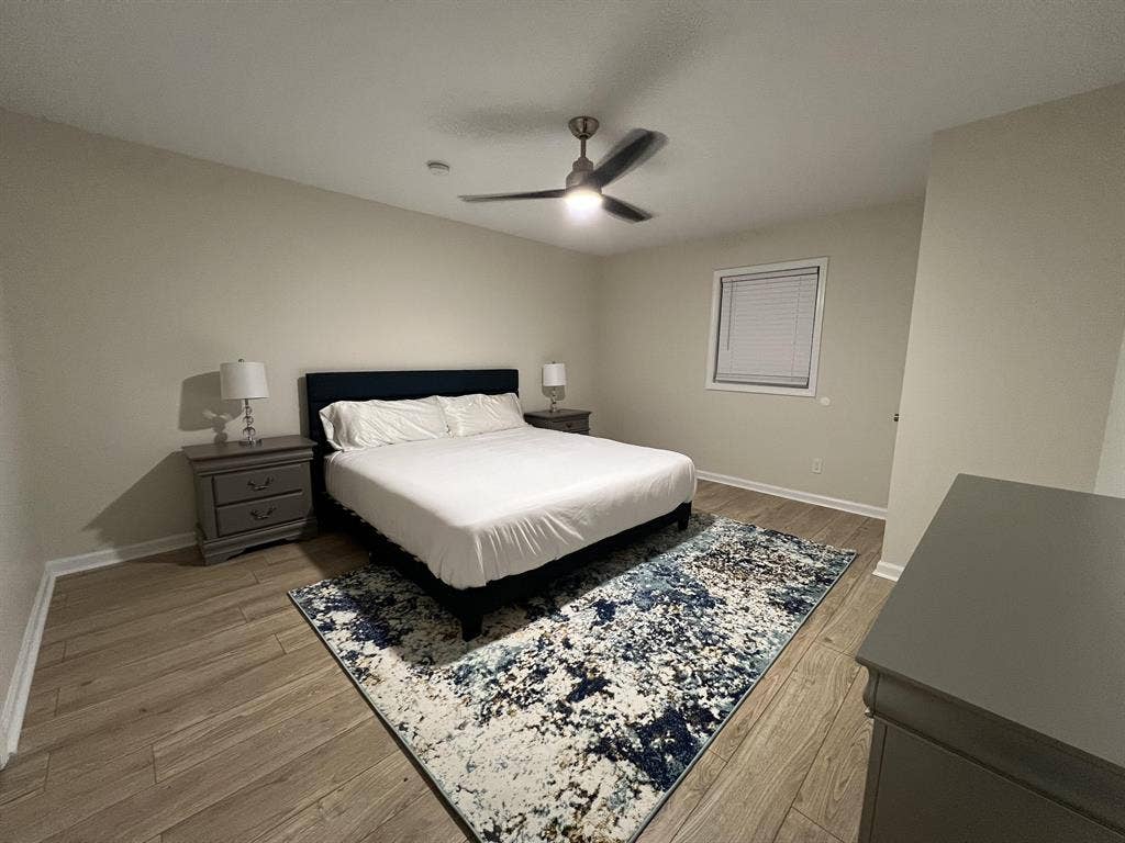 6 BR in Atlanta