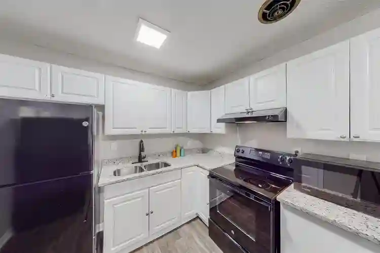 8 BR in Jonesboro