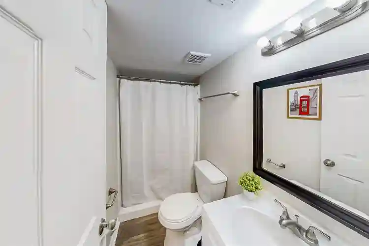 8 BR in Jonesboro