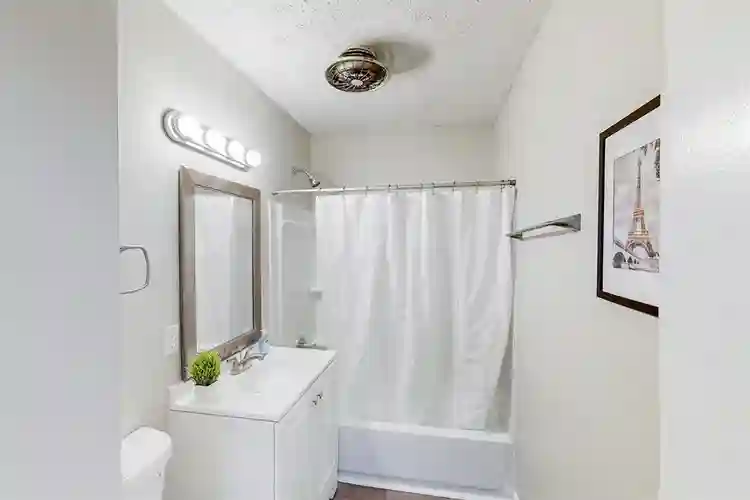 8 BR in Jonesboro