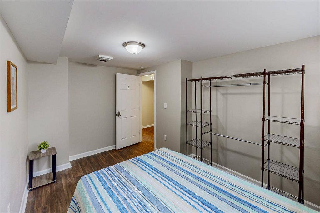 8 BR in Jonesboro