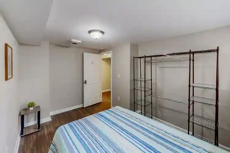 8 BR in Jonesboro