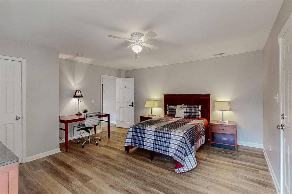 9 BR in Atlanta