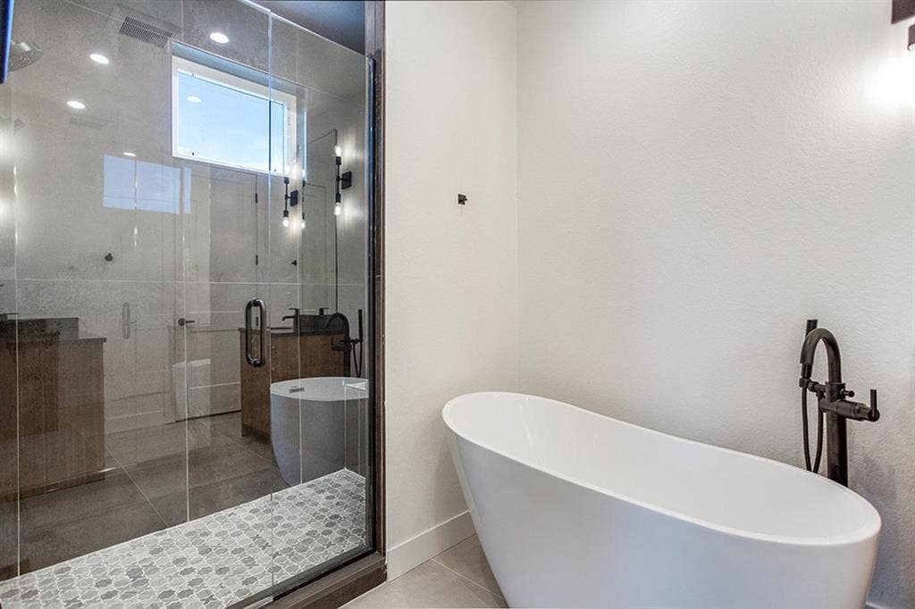 1 BR in Denver