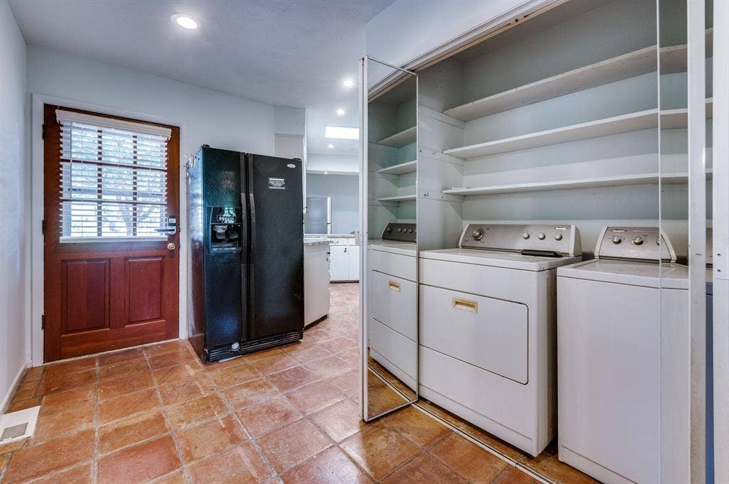 10 BR in Dallas