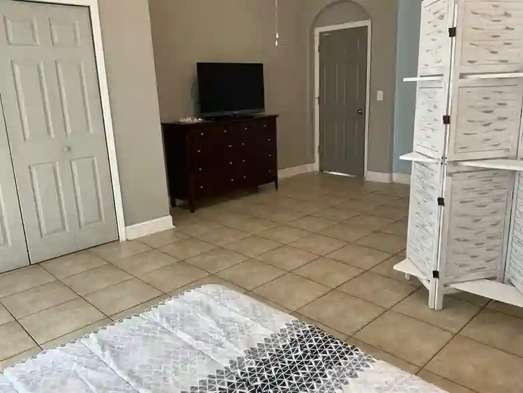5 BR in Lehigh Acres