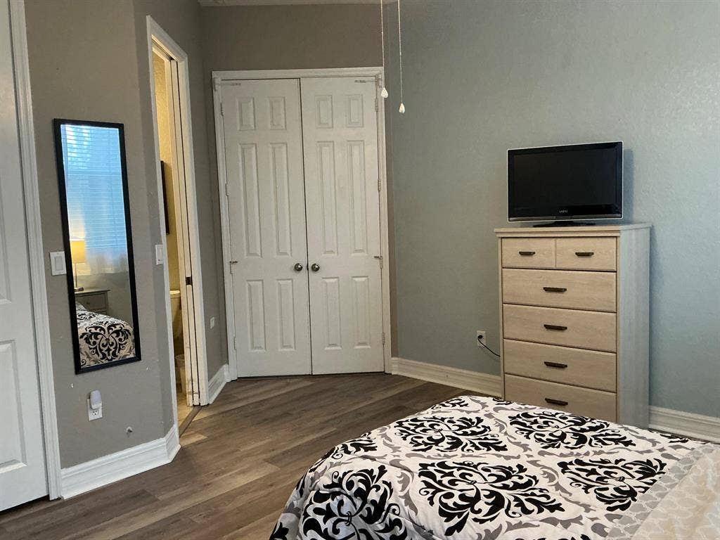 5 BR in Lehigh Acres