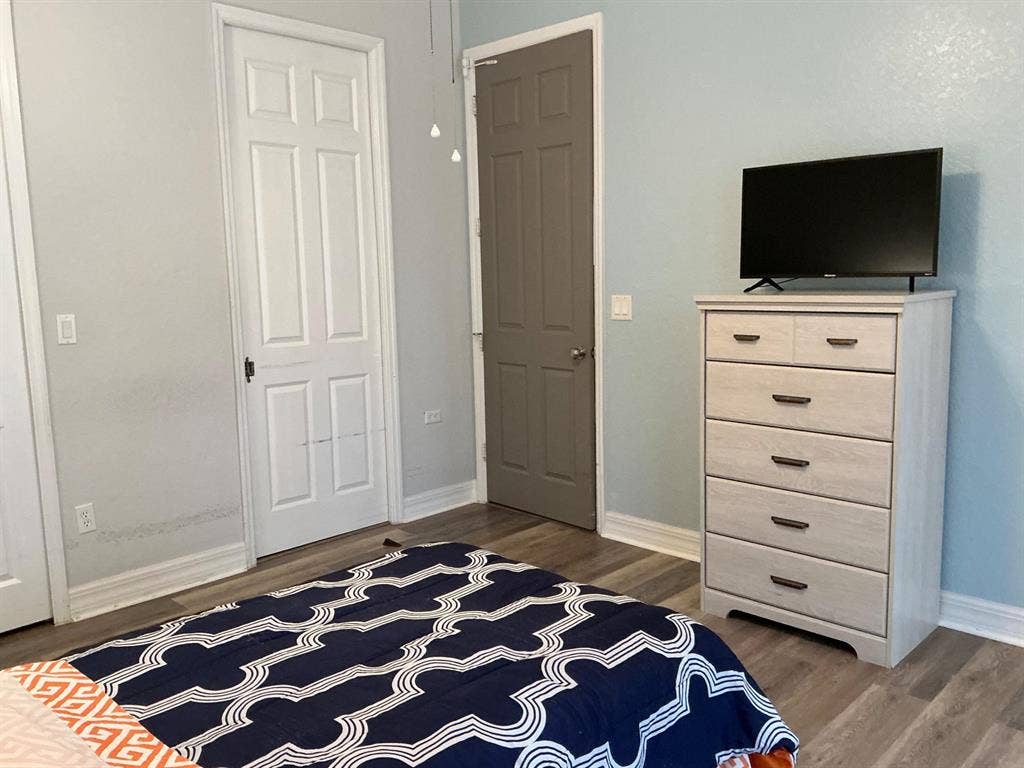 5 BR in Lehigh Acres