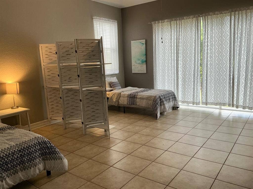 5 BR in Lehigh Acres