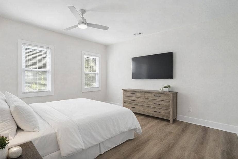 4 BR in Washington