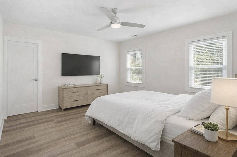 4 BR in Washington
