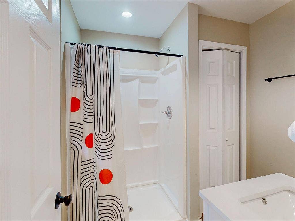 7 BR in Decatur