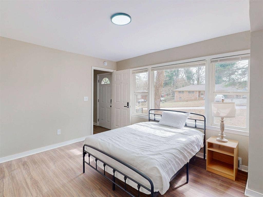 7 BR in Decatur