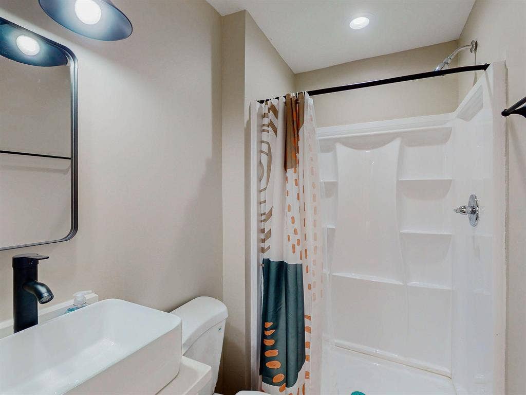 7 BR in Decatur