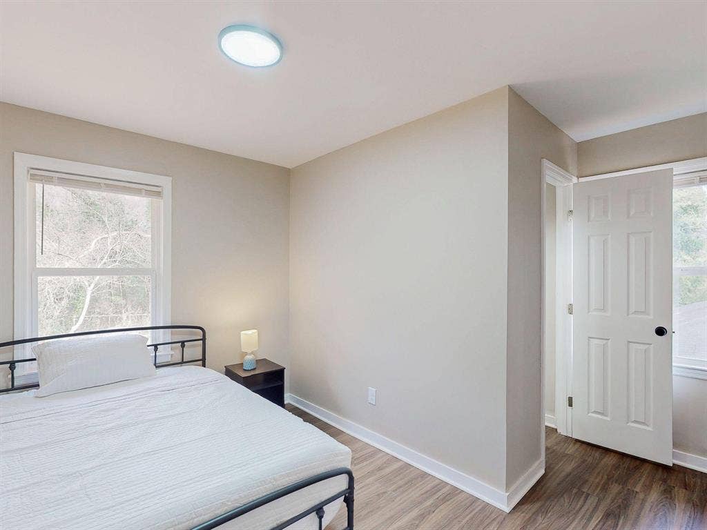 7 BR in Decatur