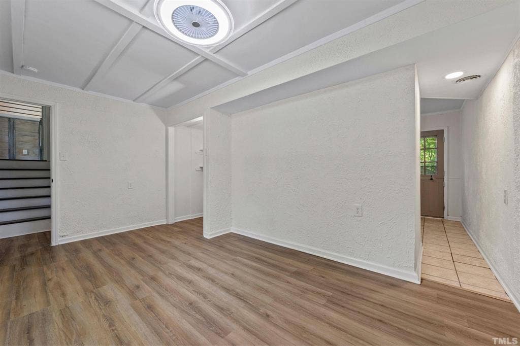 6 BR in Garner
