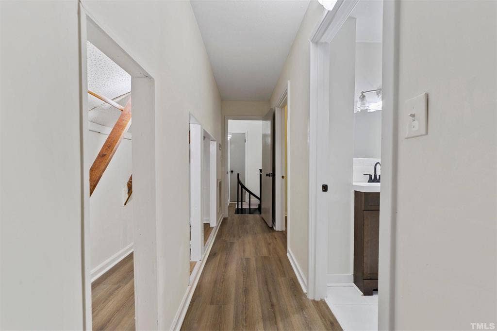 6 BR in Garner