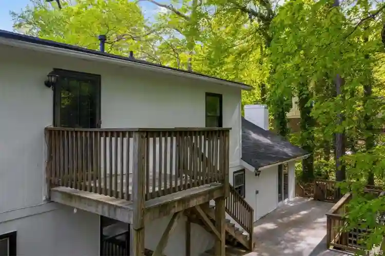 6 BR in Garner
