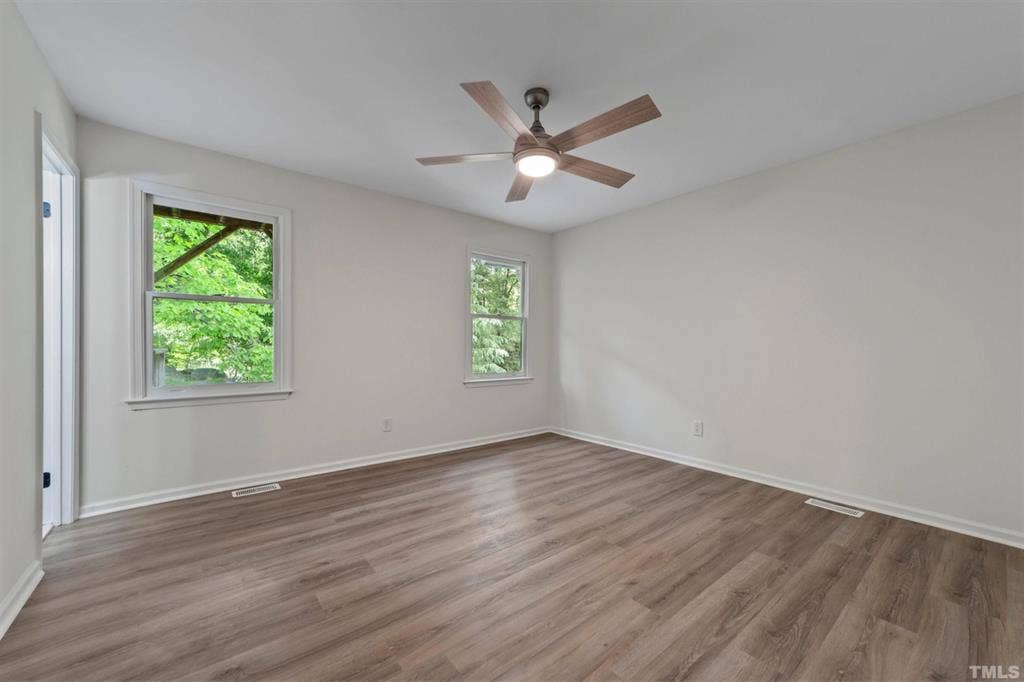 6 BR in Garner