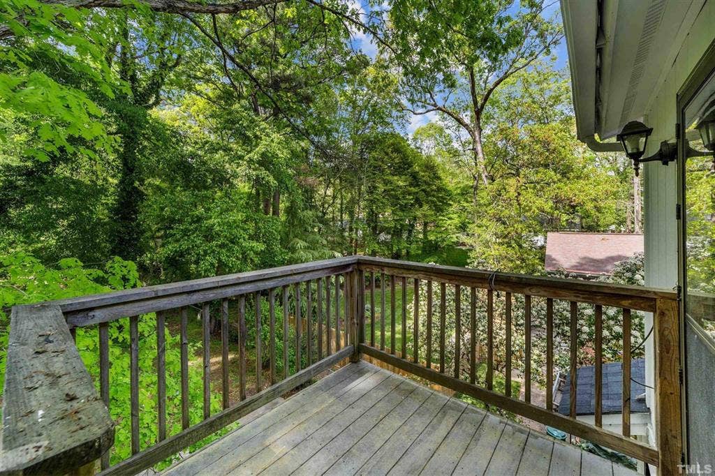 6 BR in Garner