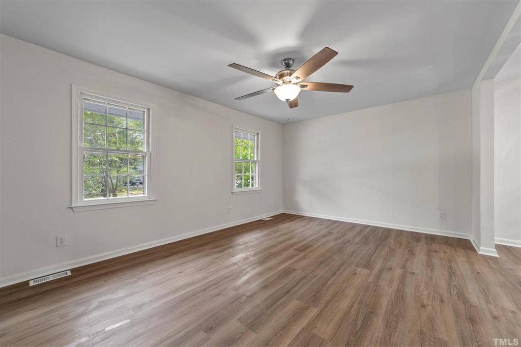 6 BR in Garner