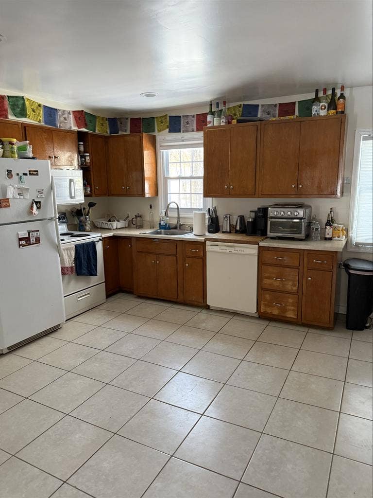Private room for rent